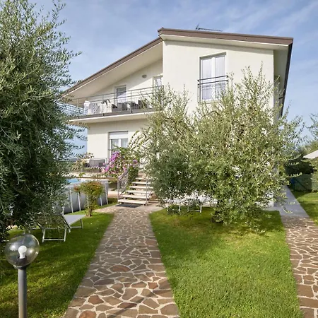 App. Mimosa Minerva Appartement *